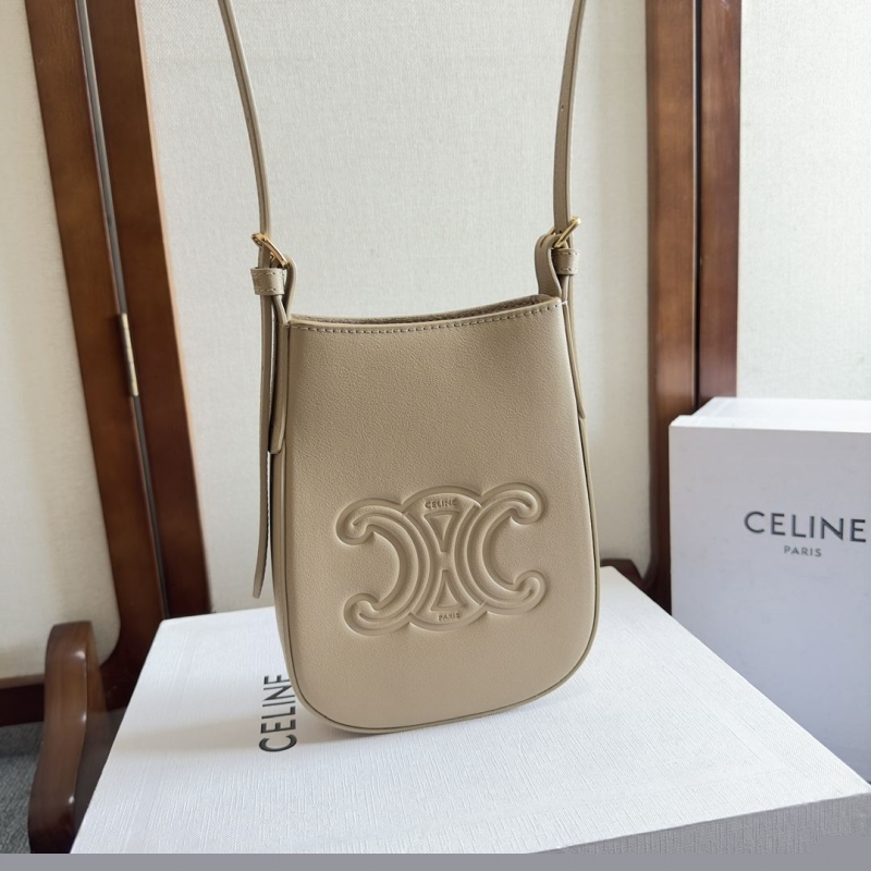 Ce**e top handle bags